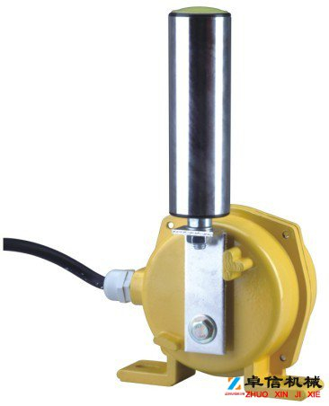 思達(dá)提升機(jī)用380V兩級跑偏開關(guān)SBP-12-30、體積小HFKRT1-12-30兩極跑偏開關(guān)價(jià)格