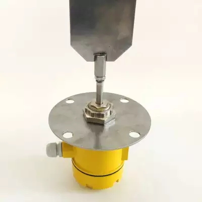 旋轉(zhuǎn)式堵煤開關(guān)SBNZX-150A、造紙廠塊狀物檢測料位開關(guān)RF961G-M22廠家
